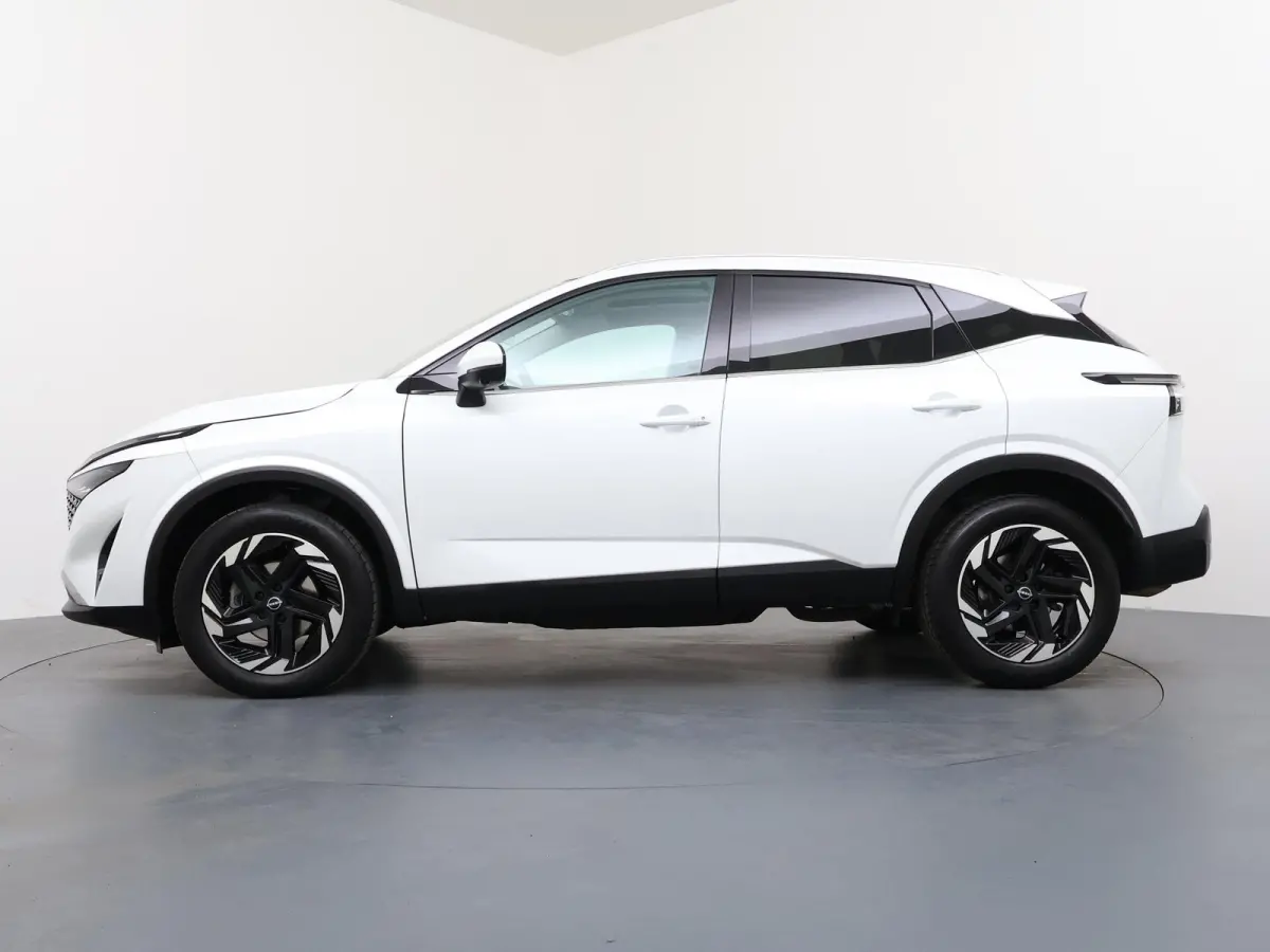 1.3 MHEV Xtronic N-Connecta | AUTOMAAT | Panoramadak | Stoel-, Stuur- & Voorruitverw. |