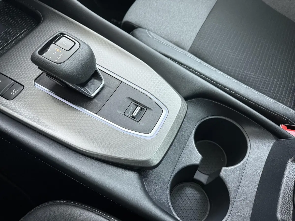 1.3 MHEV Xtronic N-Connecta | AUTOMAAT | Panoramadak | Stoel-, Stuur- & Voorruitverw. |
