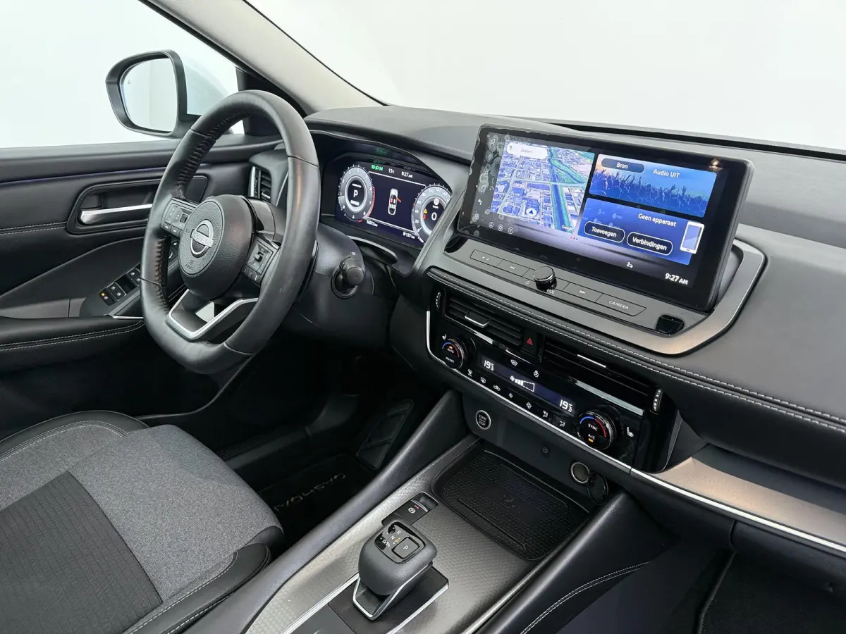 1.3 MHEV Xtronic N-Connecta | AUTOMAAT | Panoramadak | Stoel-, Stuur- & Voorruitverw. |