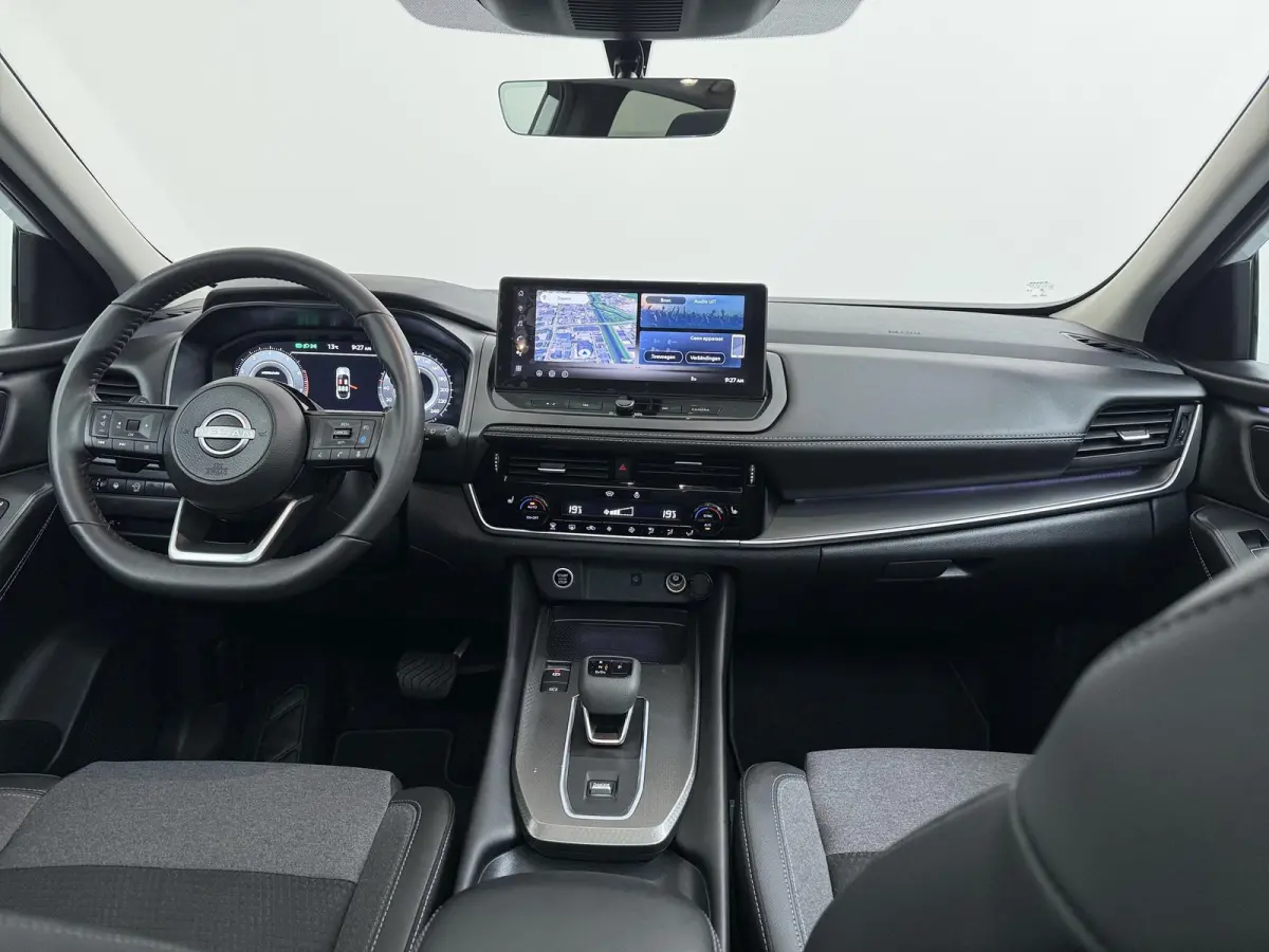 1.3 MHEV Xtronic N-Connecta | AUTOMAAT | Panoramadak | Stoel-, Stuur- & Voorruitverw. |