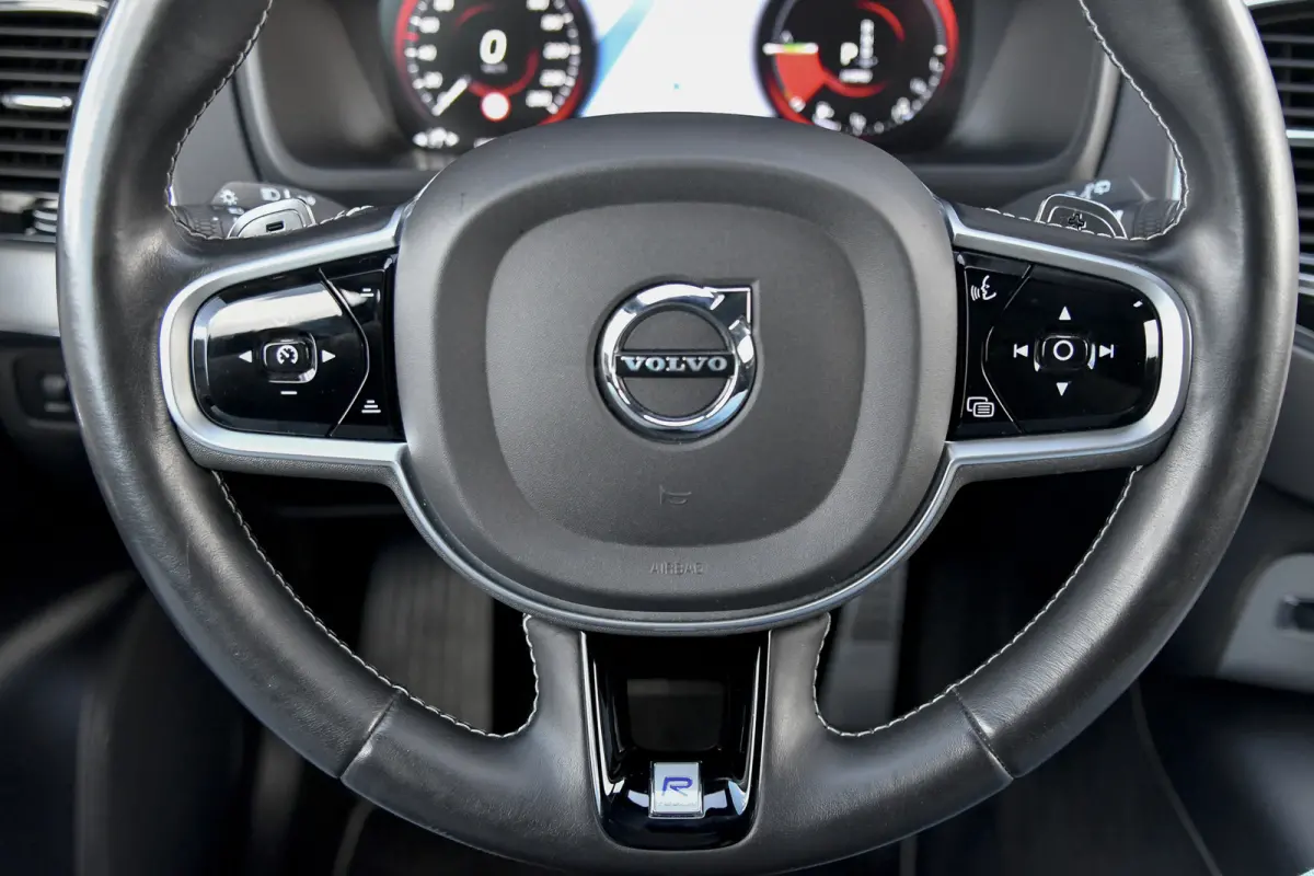 2.0 T8 Twin Engine AWD R-Design Polestar+. Pano, Luchtv, 7P, HUD, Memory, 360, H/K, Pilot assist, Trekh, Keyless, 22''!