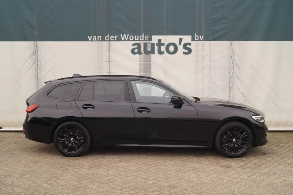 320e PHEV Business Edition -LEER-TREKHAAK-ECC-