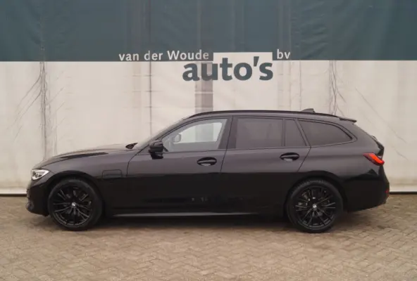 320e PHEV Business Edition -LEER-TREKHAAK-ECC-