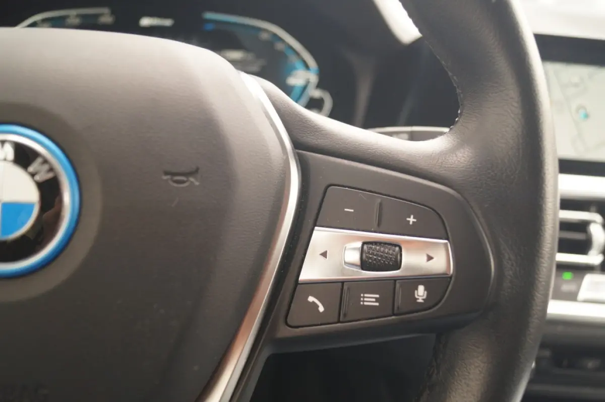 320e PHEV Business Edition -LEER-TREKHAAK-ECC-