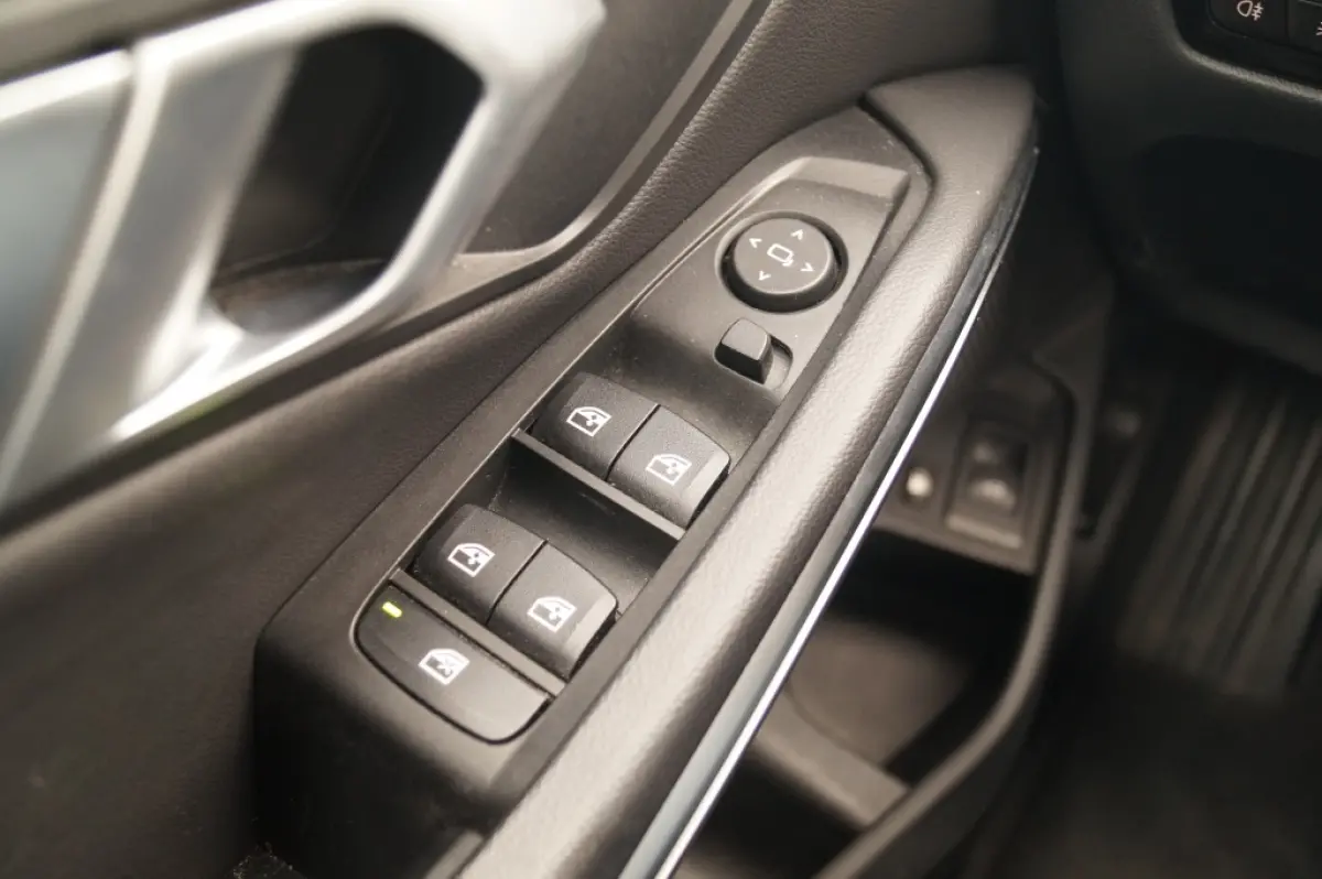 320e PHEV Business Edition -LEER-TREKHAAK-ECC-