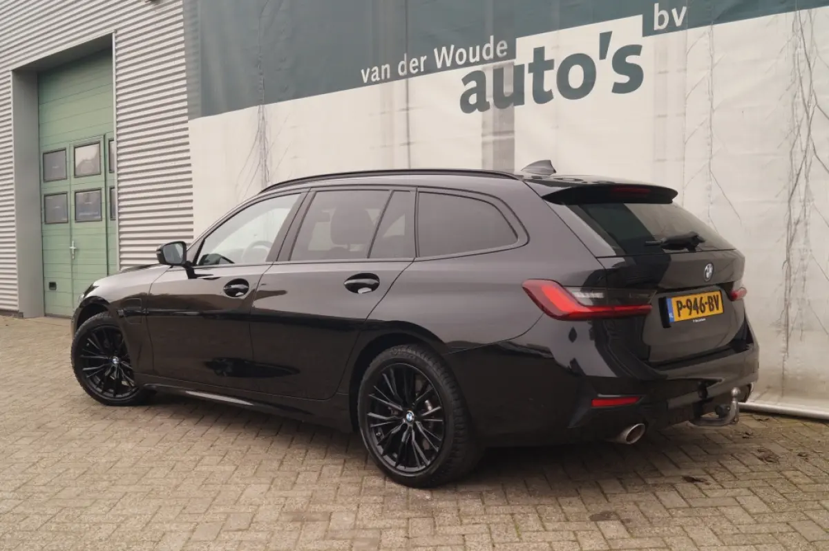320e PHEV Business Edition -LEER-TREKHAAK-ECC-