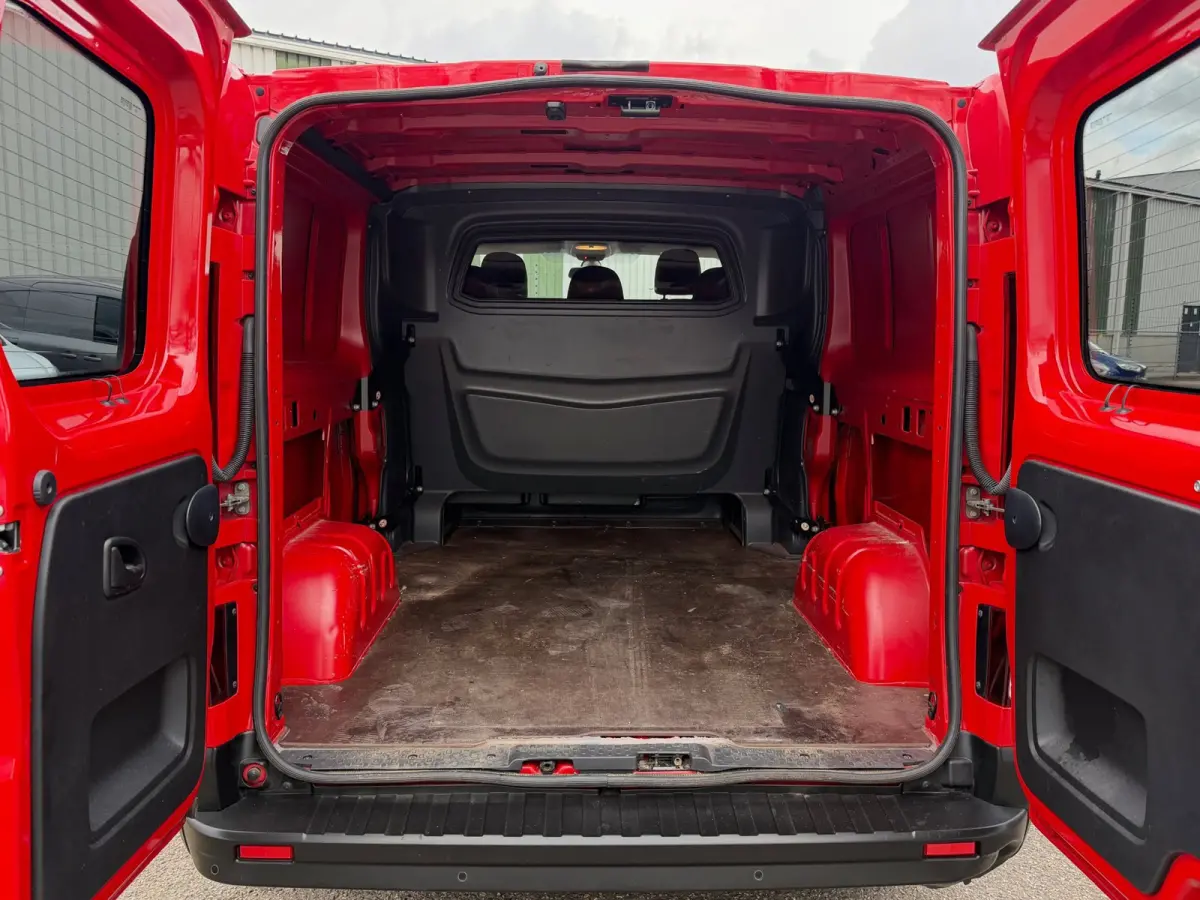 2.0 dCi 145PK automaat T29 L2H1 DC 5 PRS Comfort / Camera / Dubbel cabine