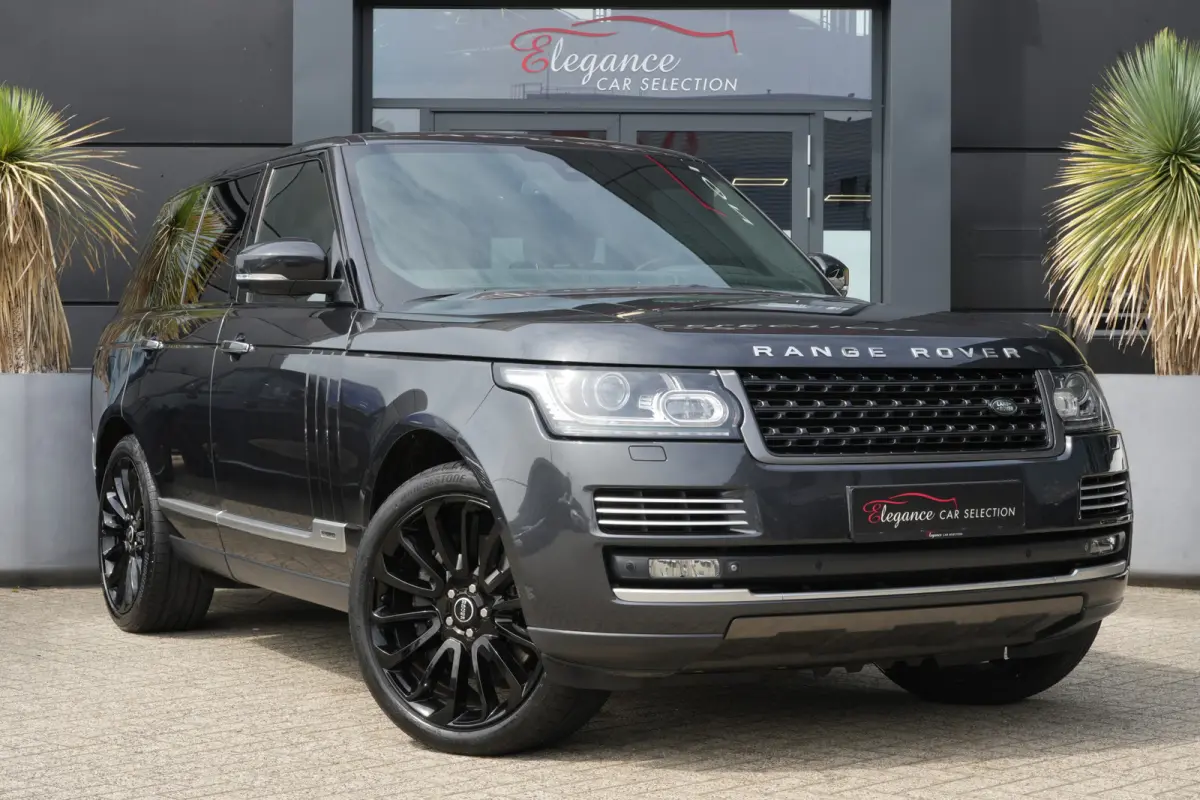 Range Rover 3.0 SDV6 Hybrid Autobiography | 340PK | Pano | Meridian | 360° | Trekhaak | Land Rover Range Rover Autobiography 340 PK Hybrid met 3.0 V6, panoramadak, Meridian Surround Sound, 