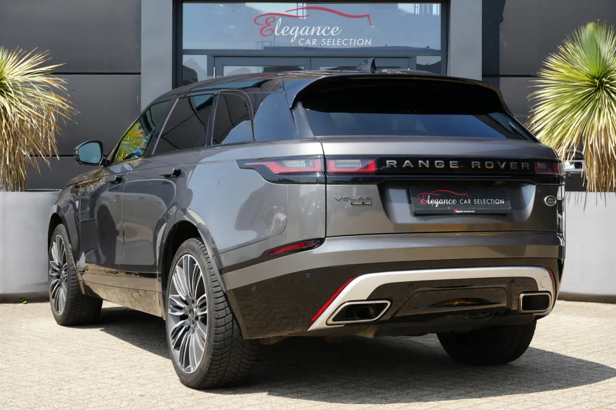 3.0 V6 AWD First Edition | 300PK | Pano | Meridian | 360° | Trekhaak | HUD | Land Rover Range Rover Velar First Edition 300 PK met 3.0 V6 diesel, panoramadak, Meridian Signature Sound Syste