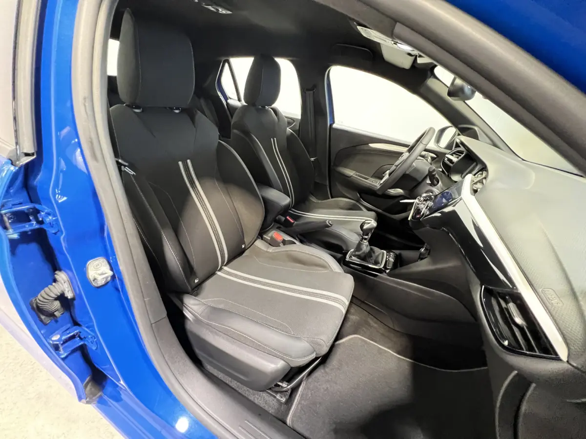 1.2 Turbo GS | Android Auto/Apple Carplay | LM Velgen 16" | Cruise Control | Airco | LED Koplampen | Dodehoek Detector |