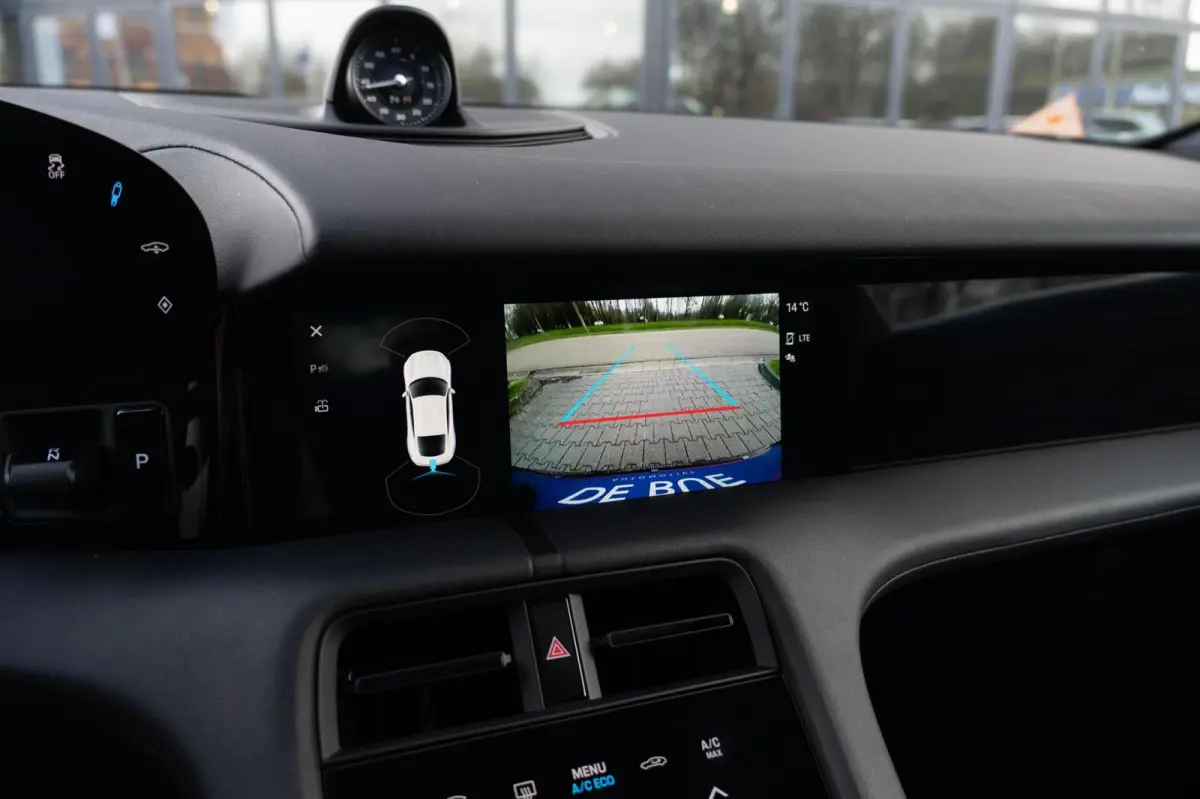 Performance 93 kWh|Org.NL NAP|1ste Eig.|Luchtvering|Panoramadak|ACC|BOSE|SportChrono|Porsche Approved