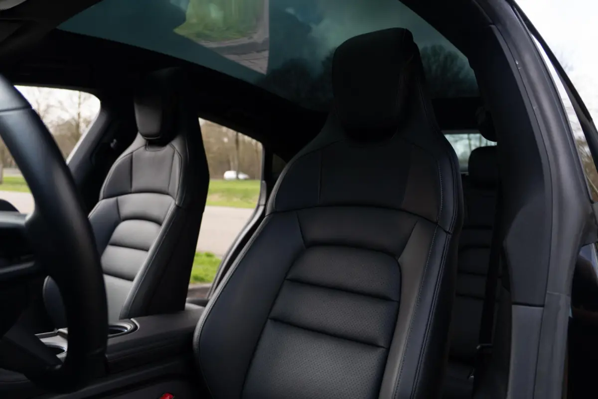 Performance 93 kWh|Org.NL NAP|1ste Eig.|Luchtvering|Panoramadak|ACC|BOSE|SportChrono|Porsche Approved
