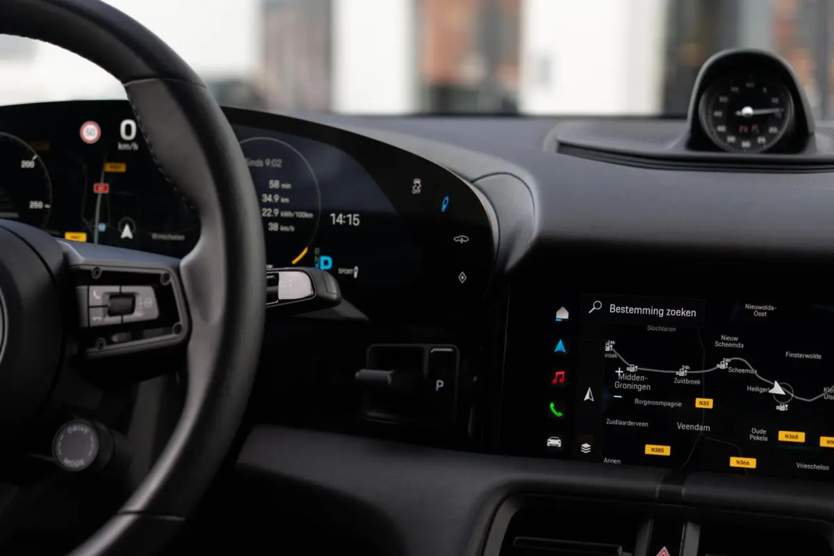 Performance 93 kWh|Org.NL NAP|1ste Eig.|Luchtvering|Panoramadak|ACC|BOSE|SportChrono|Porsche Approved