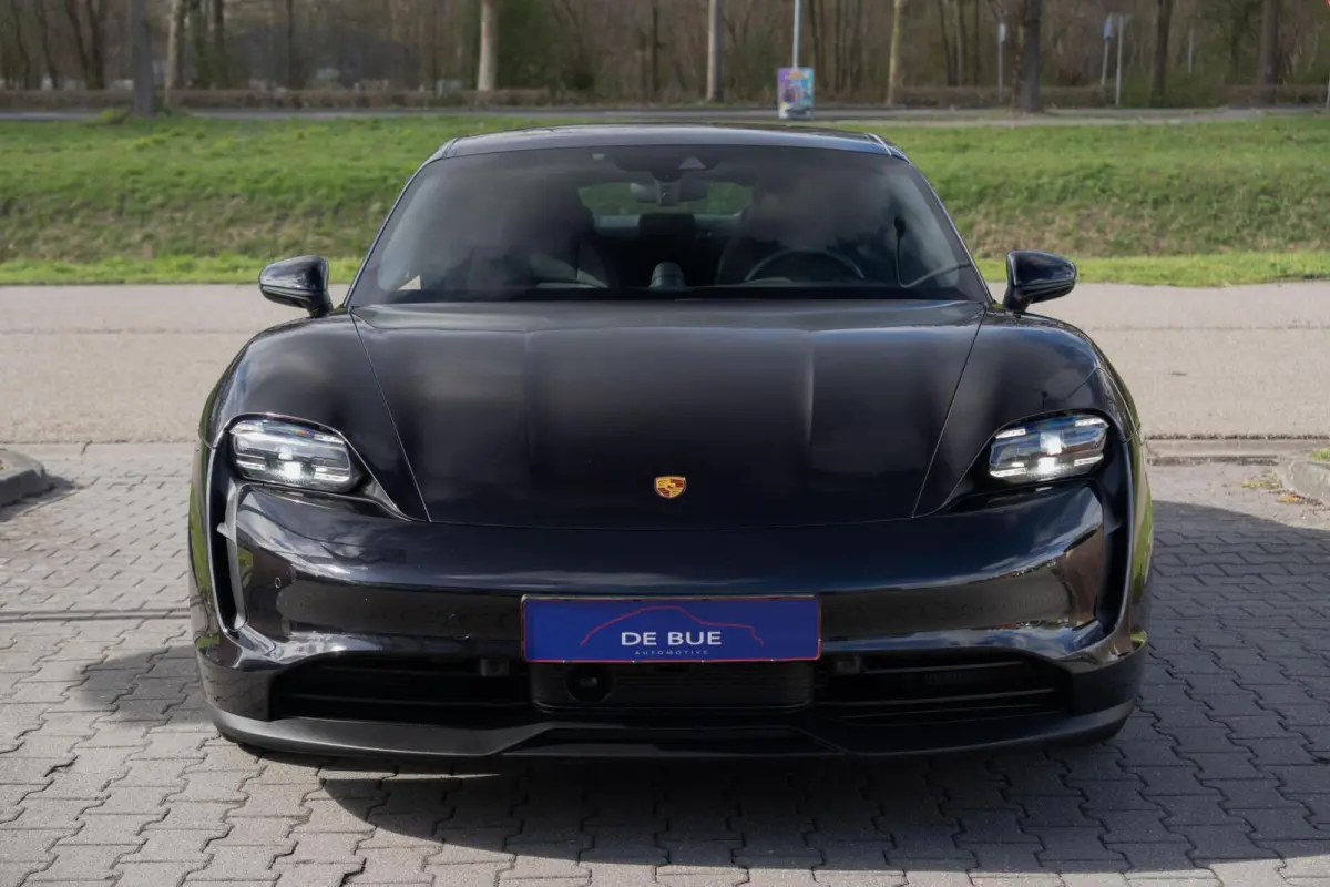 Performance 93 kWh|Org.NL NAP|1ste Eig.|Luchtvering|Panoramadak|ACC|BOSE|SportChrono|Porsche Approved