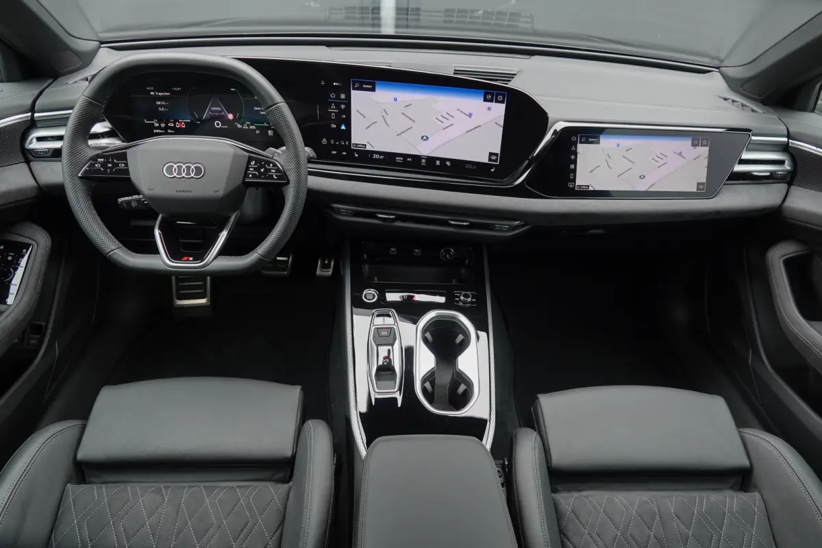 e-hybrid 299Pk | Quattro | Plug-in Hybrid | MMI Bijrijdersdisplay | 360° Camera | Tech Pro | OLED | AWD-Besturing | 21''