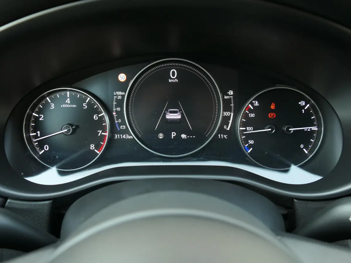 2.0 e-SkyActiv-X M Hybrid Selection | 360°-camera | BOSE | Head-up display | Apple-/Android Carplay | Stuur-/Stoelverwarming | ACC | Dodehoek detectie | Elektrische achterklep