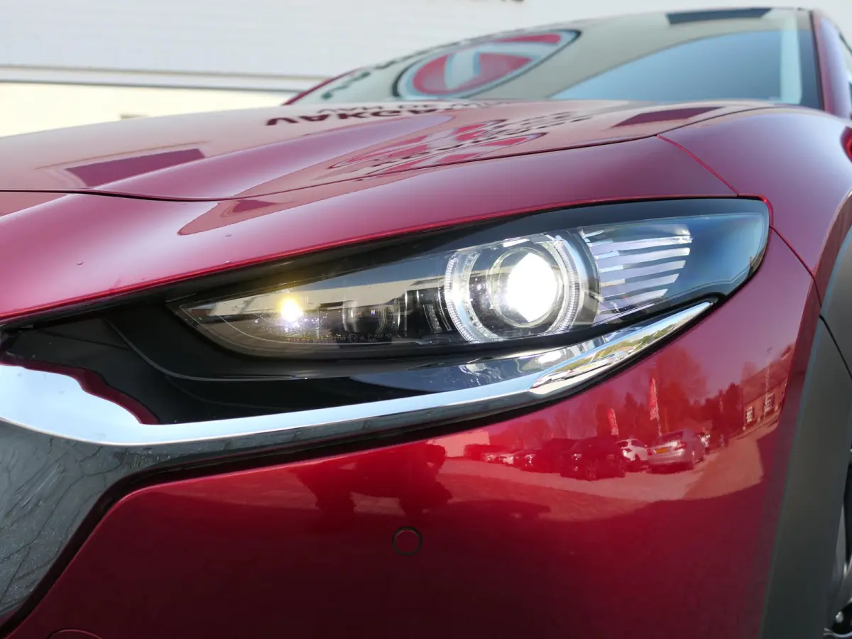 2.0 e-SkyActiv-X M Hybrid Selection | 360°-camera | BOSE | Head-up display | Apple-/Android Carplay | Stuur-/Stoelverwarming | ACC | Dodehoek detectie | Elektrische achterklep