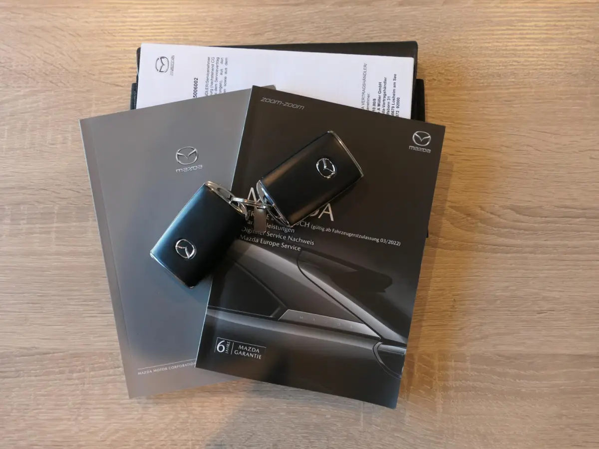 2.0 e-SkyActiv-X M Hybrid Selection | 360°-camera | BOSE | Head-up display | Apple-/Android Carplay | Stuur-/Stoelverwarming | ACC | Dodehoek detectie | Elektrische achterklep