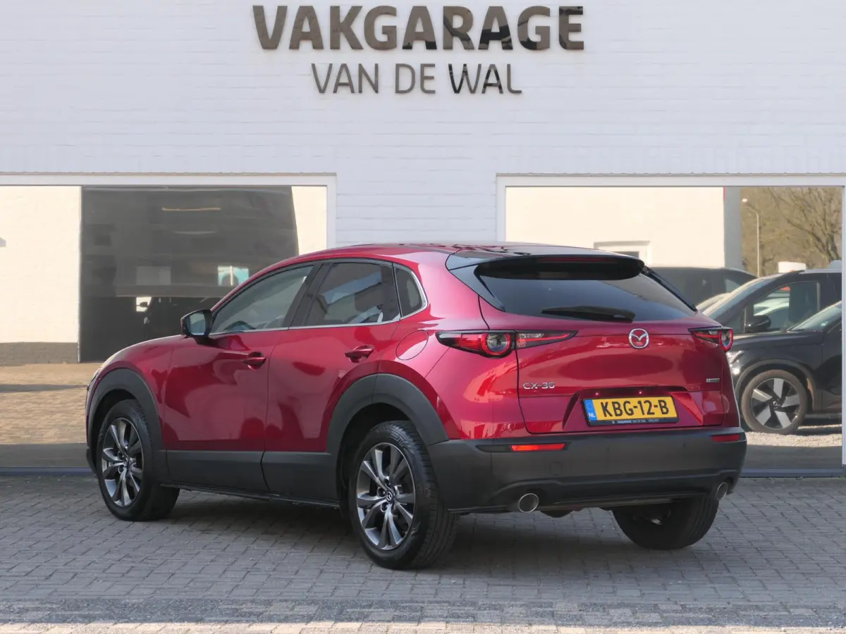 2.0 e-SkyActiv-X M Hybrid Selection | 360°-camera | BOSE | Head-up display | Apple-/Android Carplay | Stuur-/Stoelverwarming | ACC | Dodehoek detectie | Elektrische achterklep
