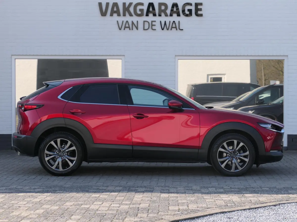 2.0 e-SkyActiv-X M Hybrid Selection | 360°-camera | BOSE | Head-up display | Apple-/Android Carplay | Stuur-/Stoelverwarming | ACC | Dodehoek detectie | Elektrische achterklep
