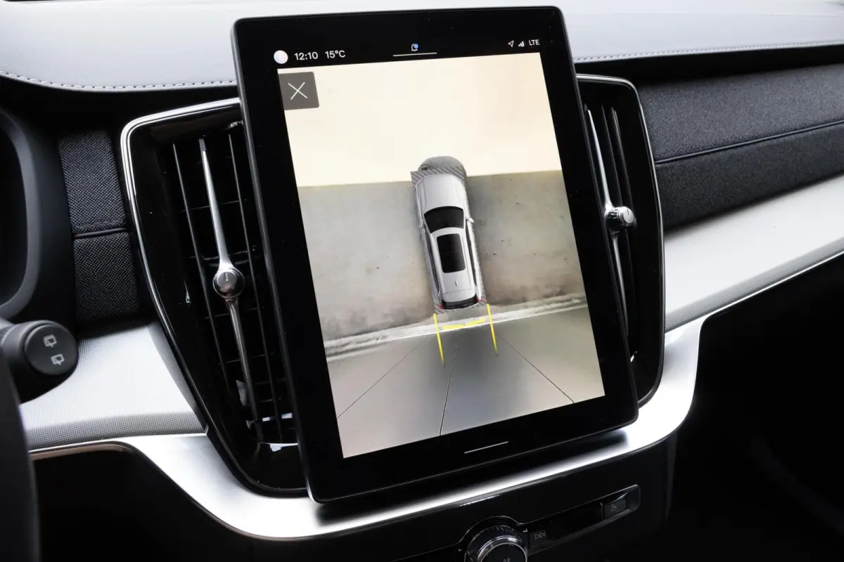 2.0 T8 Plug-in hybrid AWD Core MY 2027