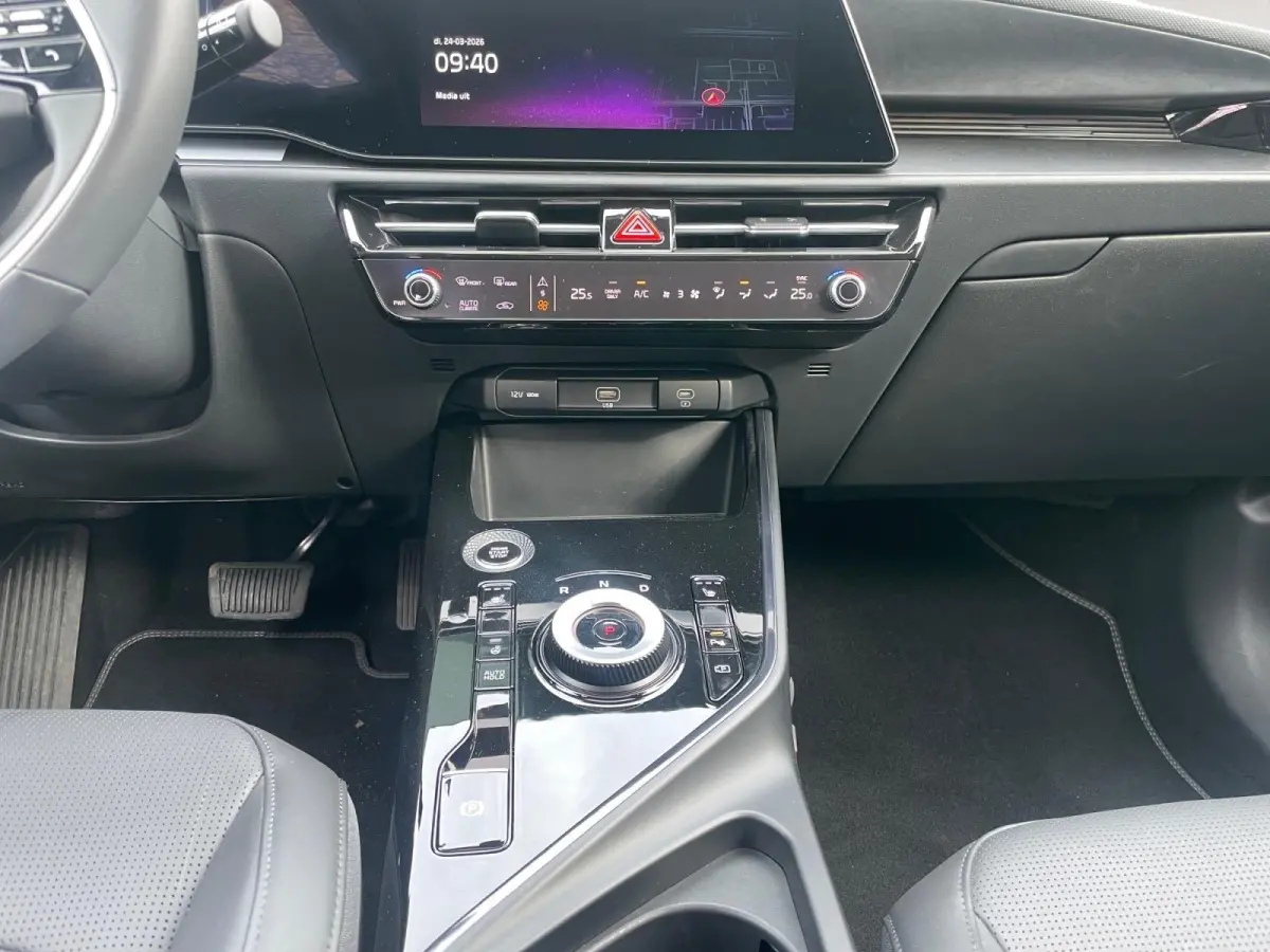 1.6 GDi Hybrid DynamicPlusLine | Cruise Control | Climate Control | Open Dak | Navigatie | Camera | Parkeersensoren | Stoelverwarming | Stuurverwarming |