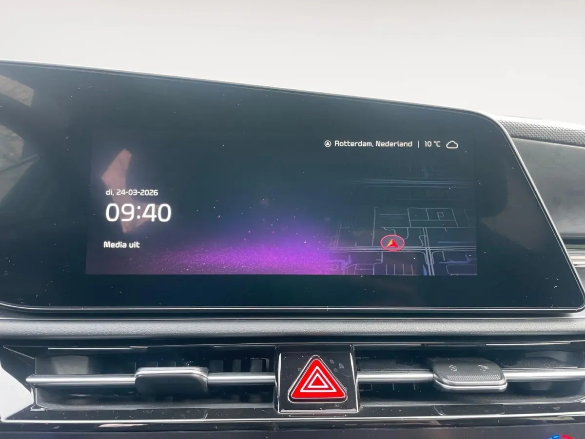 1.6 GDi Hybrid DynamicPlusLine | Cruise Control | Climate Control | Open Dak | Navigatie | Camera | Parkeersensoren | Stoelverwarming | Stuurverwarming |