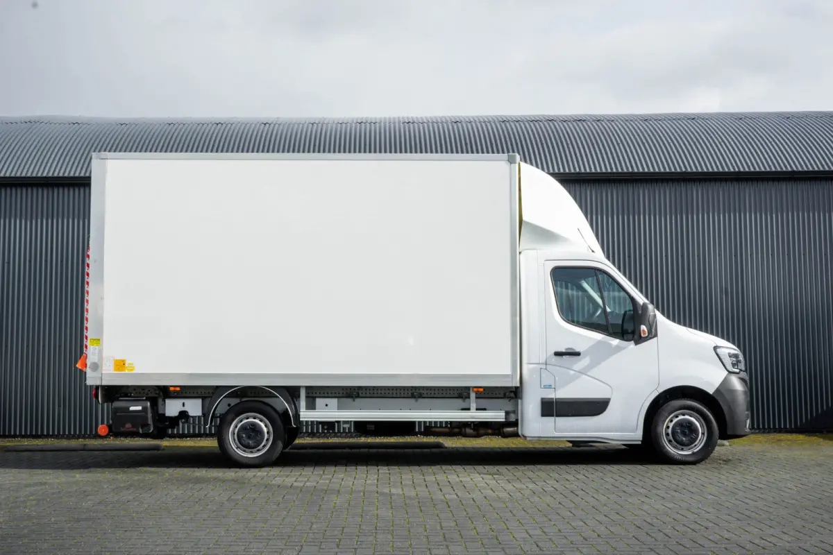 **2.3dCi | Bakwagen met Laadklep | LED | Carplay | Camera | Cruise**