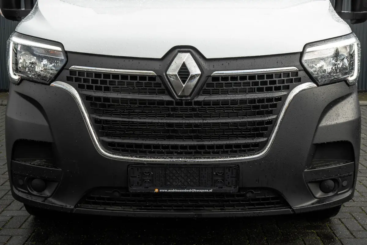 **2.3dCi | Bakwagen met Laadklep | LED | Carplay | Camera | Cruise**