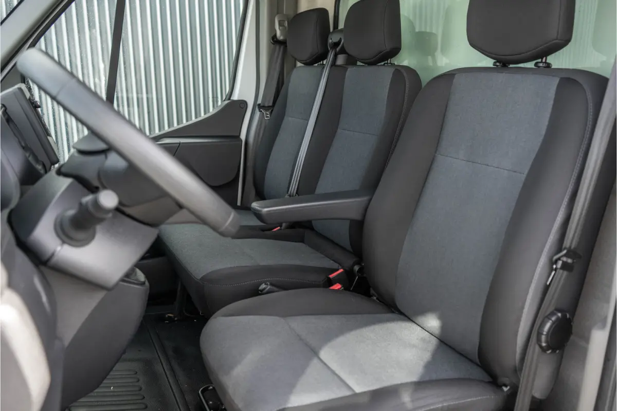 **2.3dCi | Bakwagen met Laadklep | LED | Carplay | Camera | Cruise**