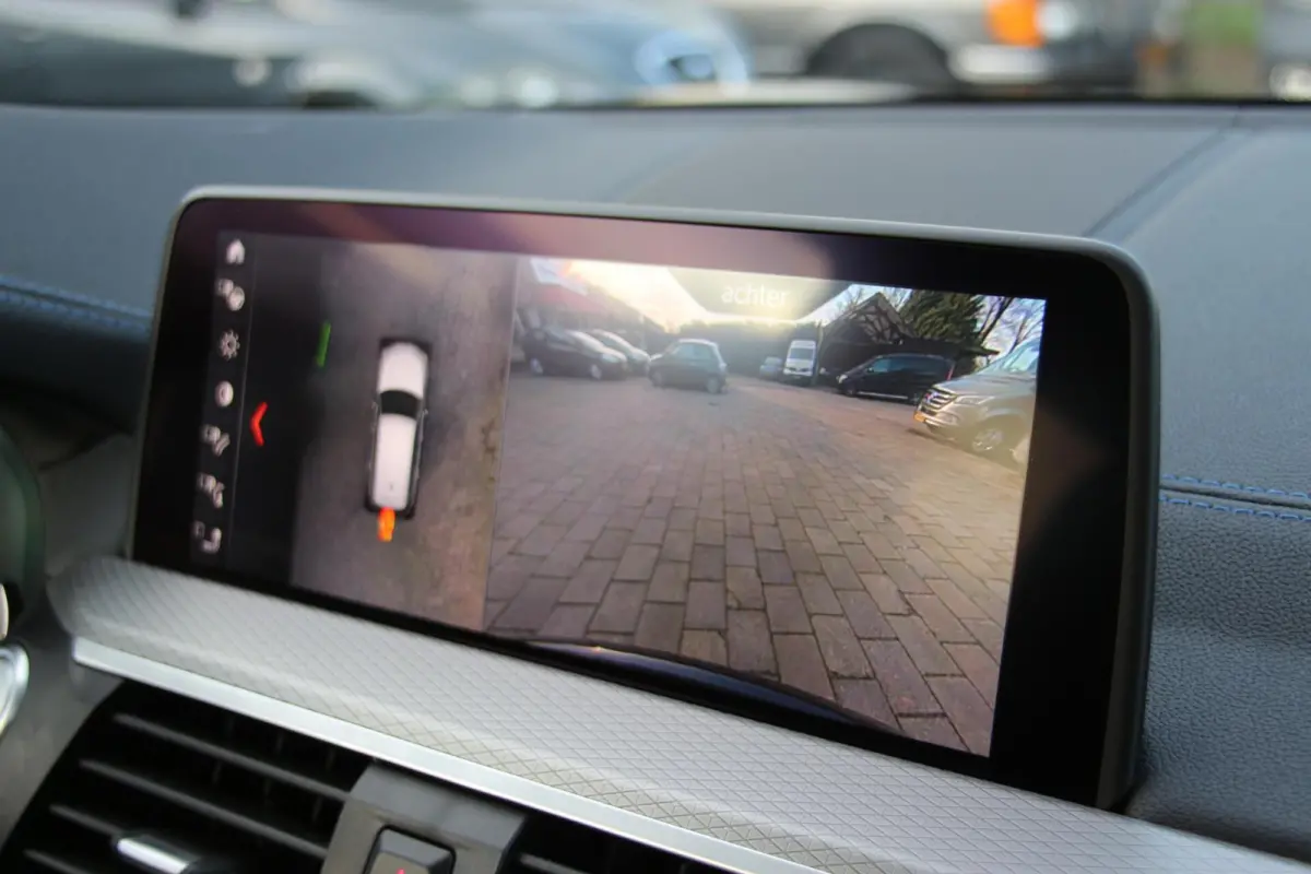 M40i xDrive High Executive Pano HUD H&K 360 354PK Vol