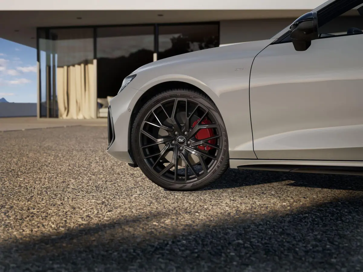 2.0 e-hybrid 367pk quattro S edition Competition | Luchtvering | Panoramadak | Bang & Olufsen | Trekhaak