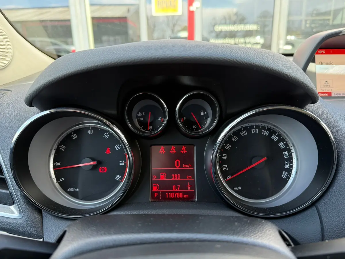 1.4 T Innovation | PDC V+A | Camera | Stuur/stoelverwarming | Trekhaak