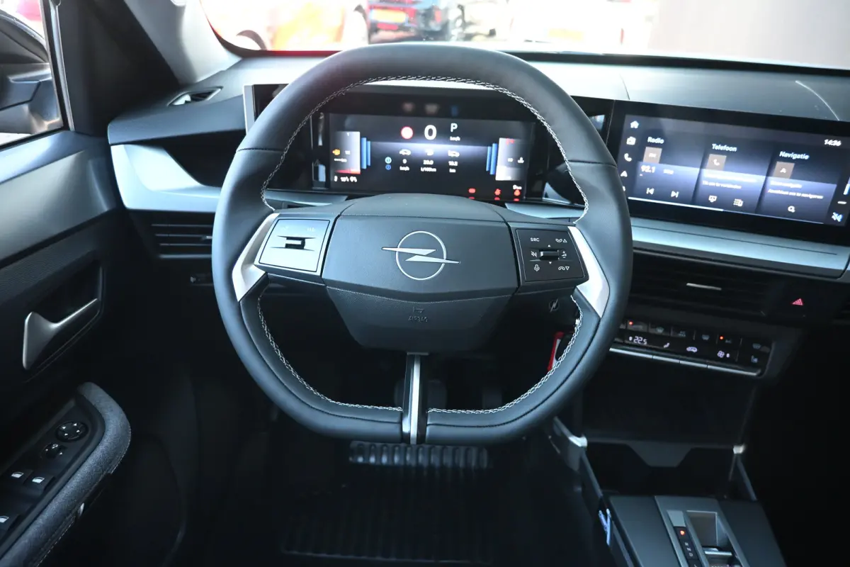 GS 8 Jaar Garantie | 7-Zits! | Achteruitrijcamera | Stoel/Stuurverwarming | Navigatie | Apple Carplay & Android Auto !!