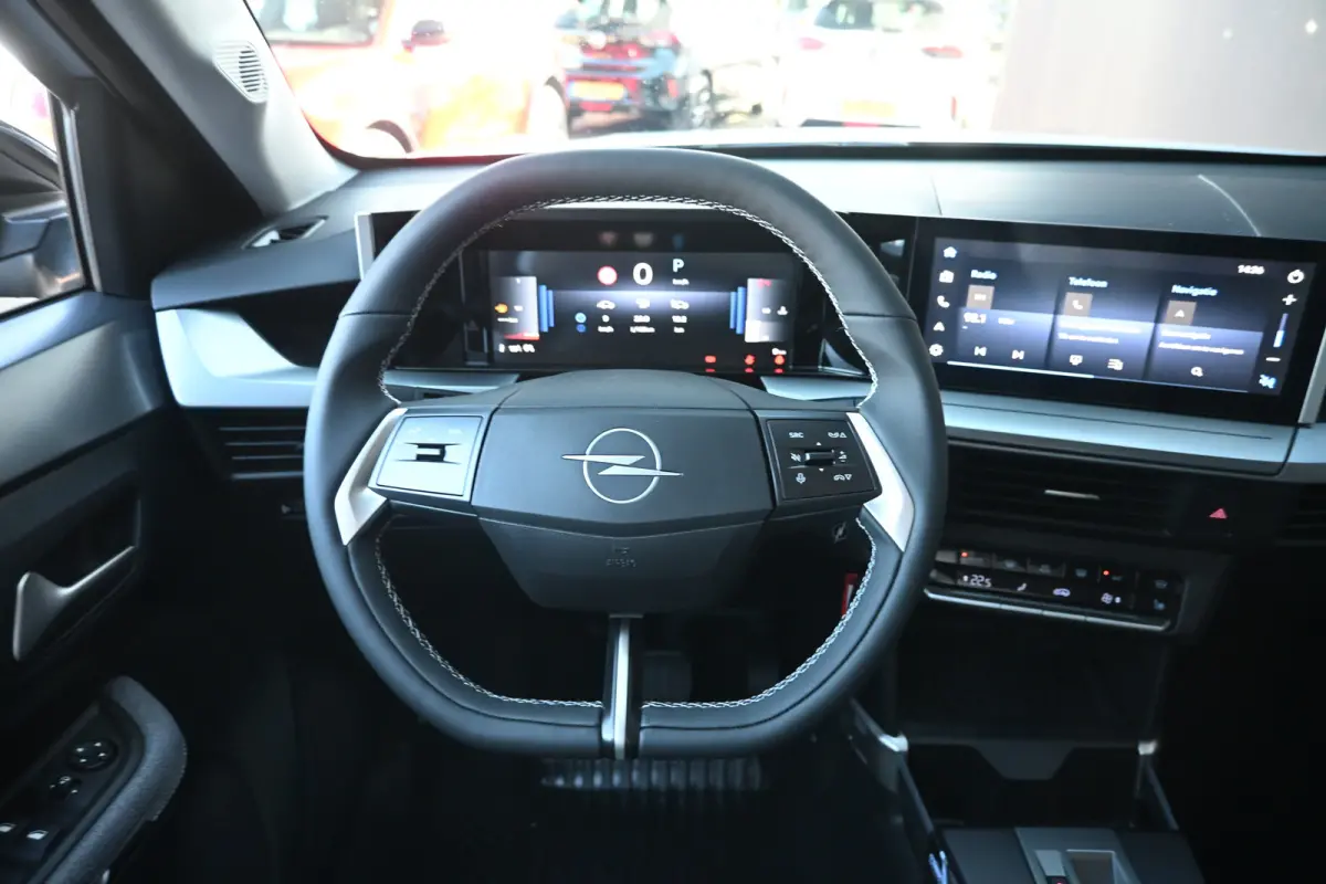 GS 8 Jaar Garantie | 7-Zits! | Achteruitrijcamera | Stoel/Stuurverwarming | Navigatie | Apple Carplay & Android Auto !!