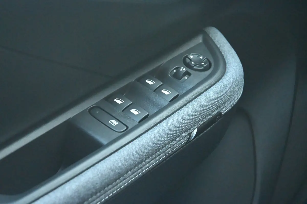 GS 8 Jaar Garantie | 7-Zits! | Achteruitrijcamera | Stoel/Stuurverwarming | Navigatie | Apple Carplay & Android Auto !!