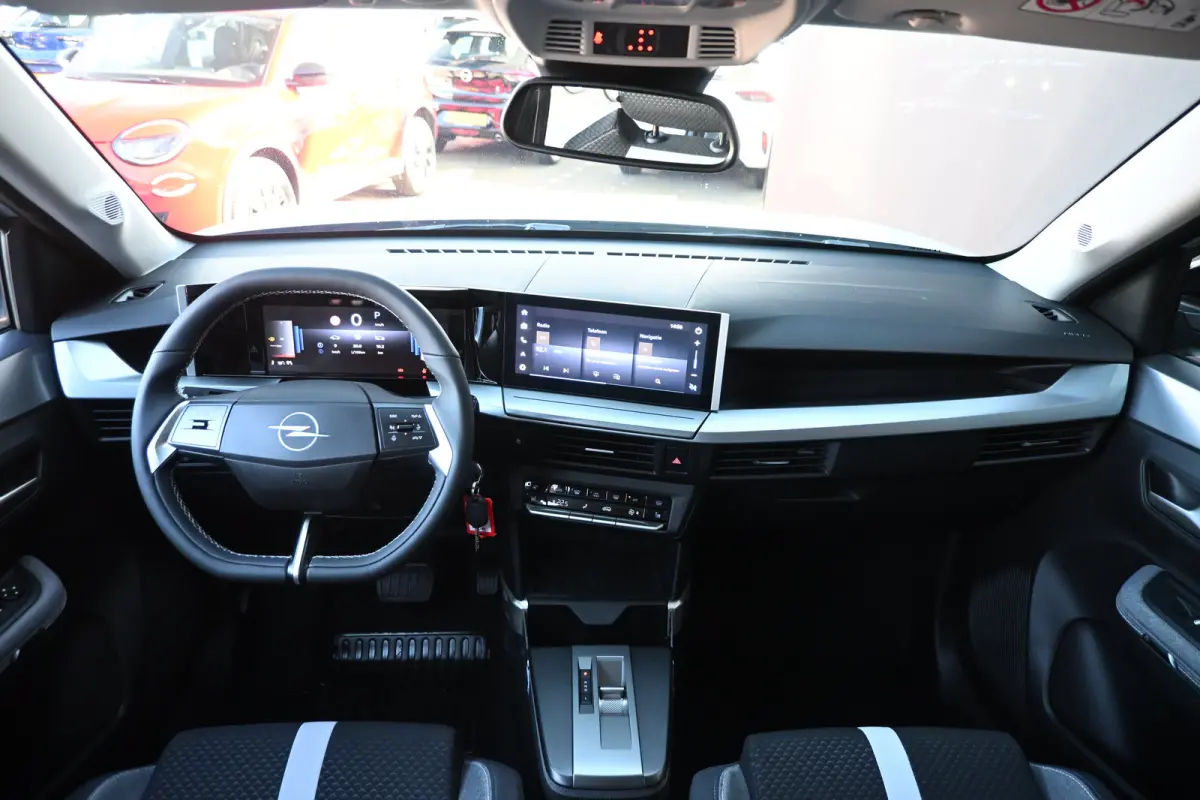 GS 8 Jaar Garantie | 7-Zits! | Achteruitrijcamera | Stoel/Stuurverwarming | Navigatie | Apple Carplay & Android Auto !!