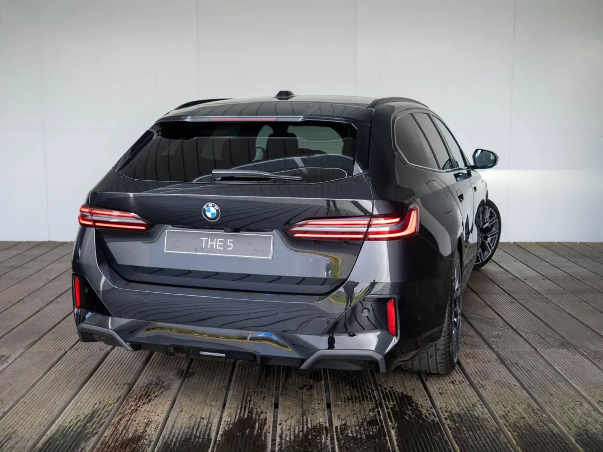520i | M Sportpakket Pro | Equipment Pack Pro | Travel Pack | Showroom Selection