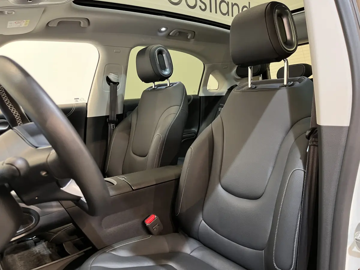 Pro / Panoramadak / Adaptieve Cruise Control / 360° Camera / LED / CarPlay / Elektrisch Stoelen / Stoelverwarming / Stuurverwarming / 10.700 KM !!