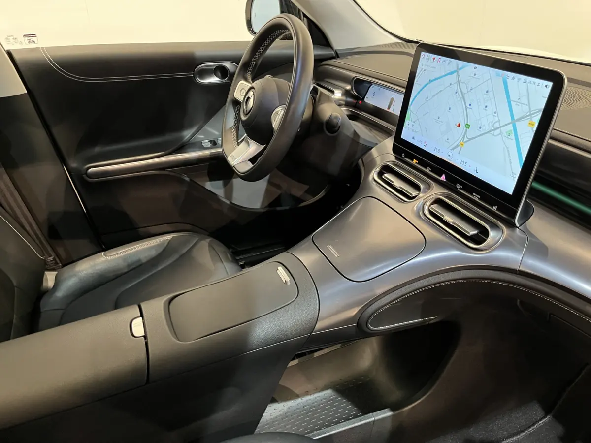 Pro / Panoramadak / Adaptieve Cruise Control / 360° Camera / LED / CarPlay / Elektrisch Stoelen / Stoelverwarming / Stuurverwarming / 10.700 KM !!