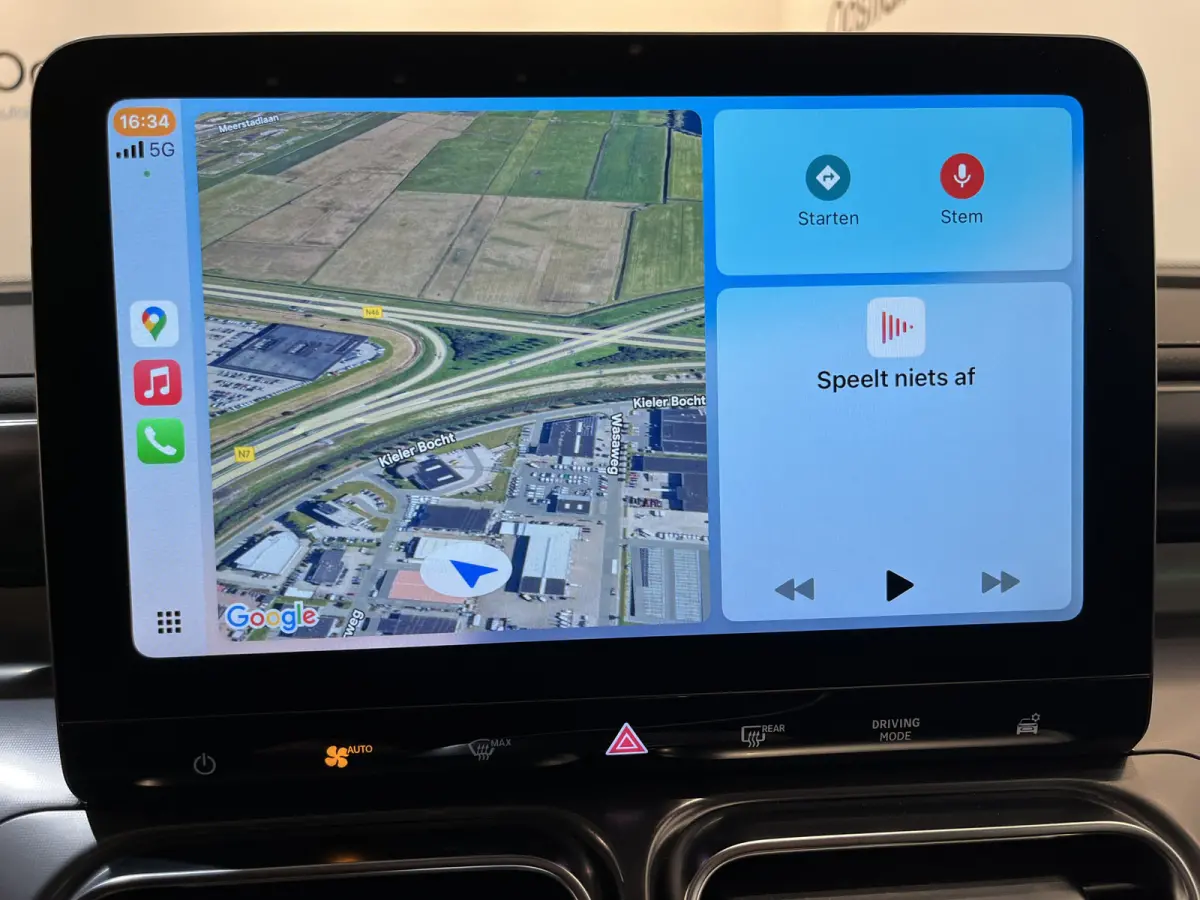 Pro / Panoramadak / Adaptieve Cruise Control / 360° Camera / LED / CarPlay / Elektrisch Stoelen / Stoelverwarming / Stuurverwarming / 10.700 KM !!