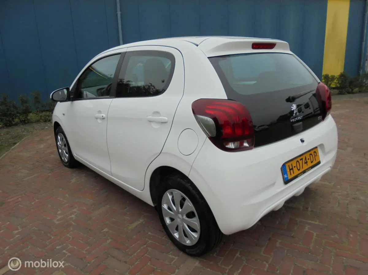 1.0 e-VTi Active 5 Deurs Airco