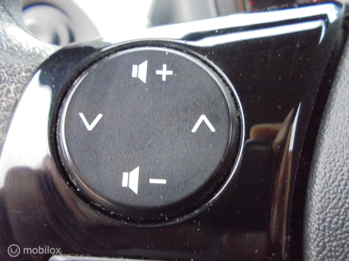 1.0 e-VTi Active 5 Deurs Airco