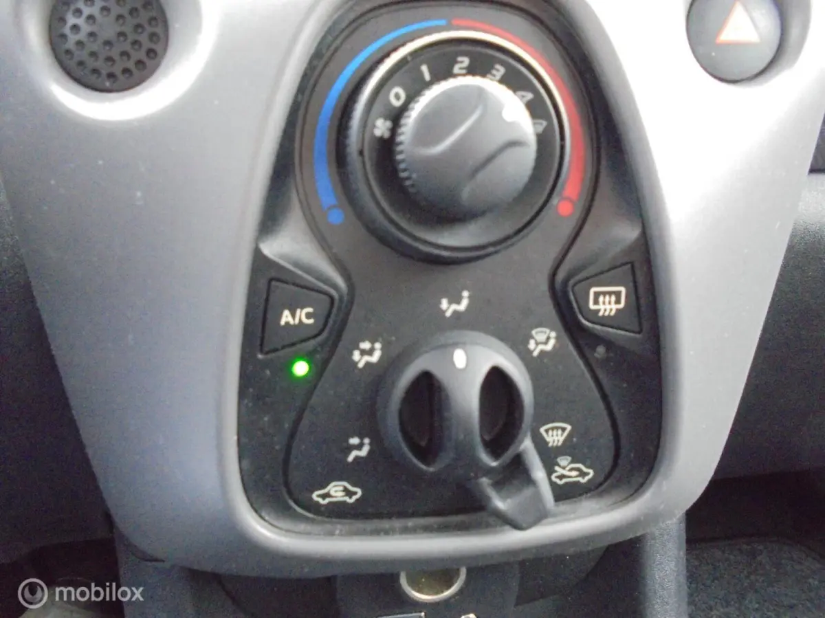 1.0 e-VTi Active 5 Deurs Airco