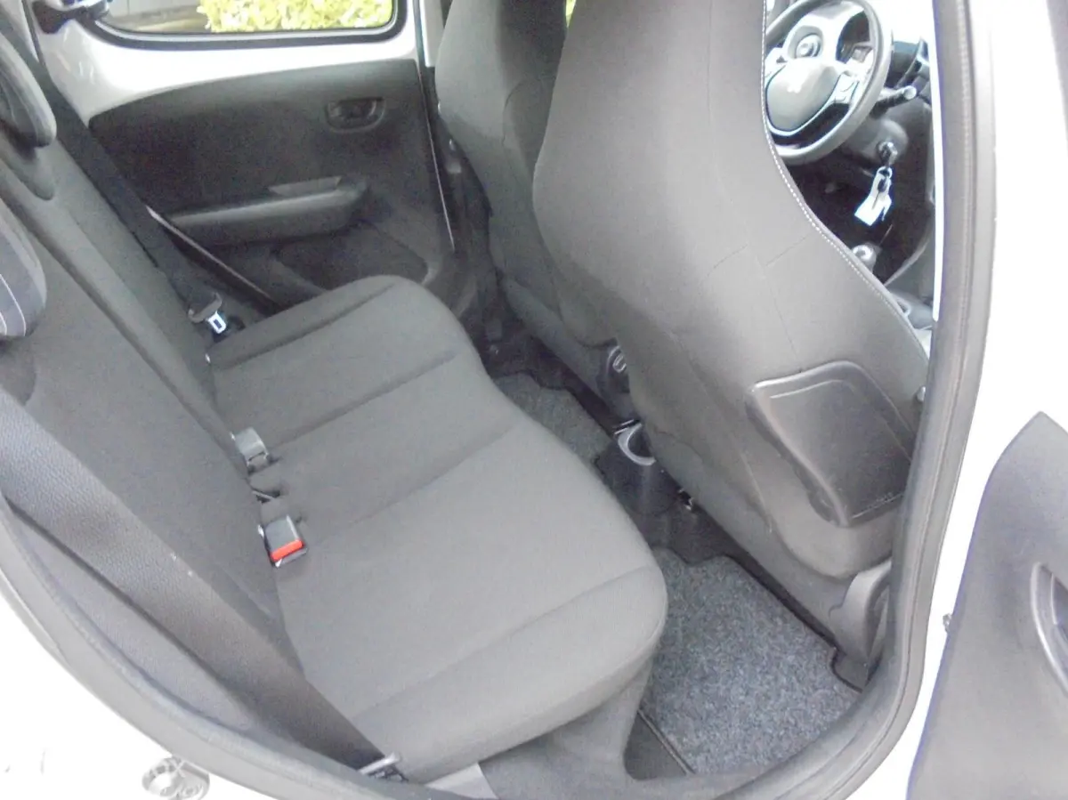 1.0 e-VTi Active 5 Deurs Airco