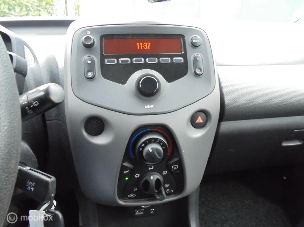 1.0 e-VTi Active 5 Deurs Airco