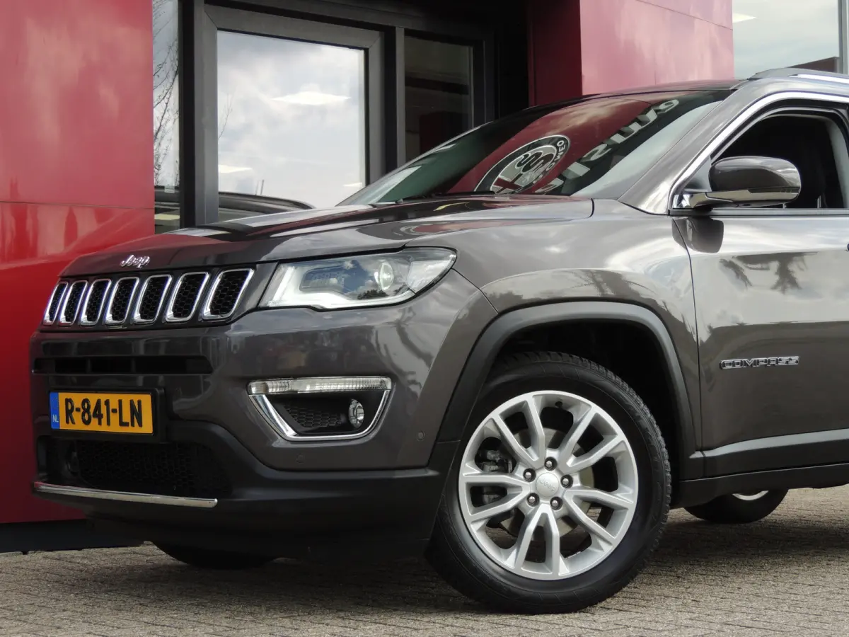 1.3T Limited Automaat 150PK | Clima | Xenon | Navi | Keyless | Licht/regen sensor | All-season banden