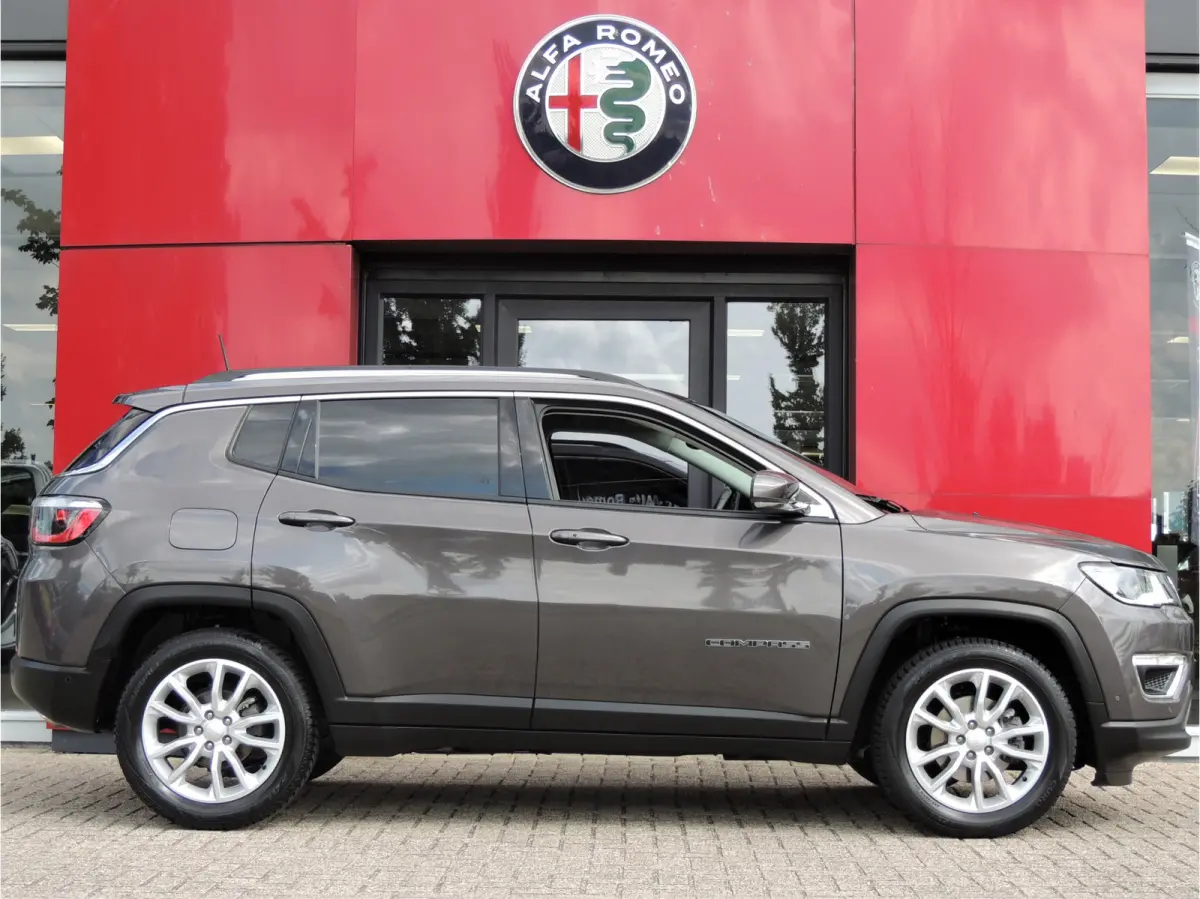 1.3T Limited Automaat 150PK | Clima | Xenon | Navi | Keyless | Licht/regen sensor | All-season banden