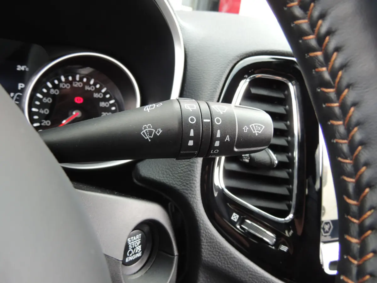 1.3T Limited Automaat 150PK | Clima | Xenon | Navi | Keyless | Licht/regen sensor | All-season banden