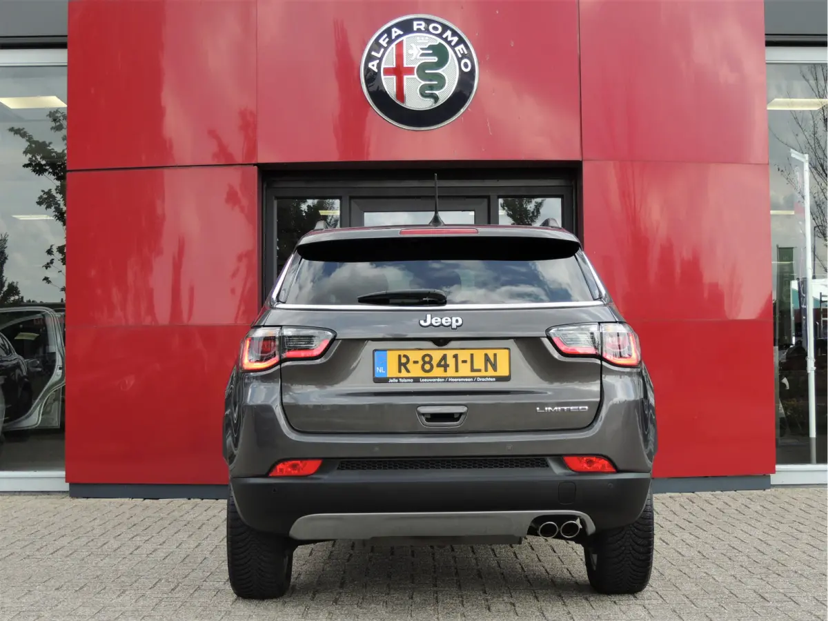 1.3T Limited Automaat 150PK | Clima | Xenon | Navi | Keyless | Licht/regen sensor | All-season banden